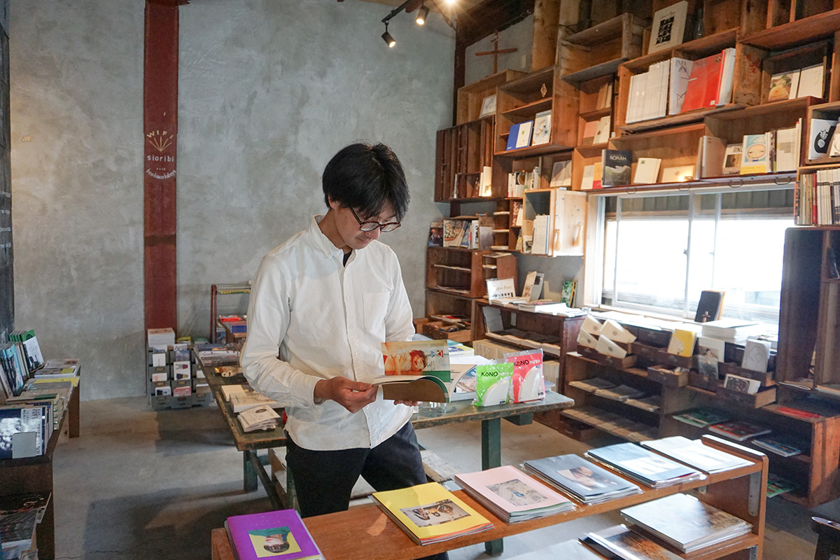 本屋のかお　栞日（長野・松本）