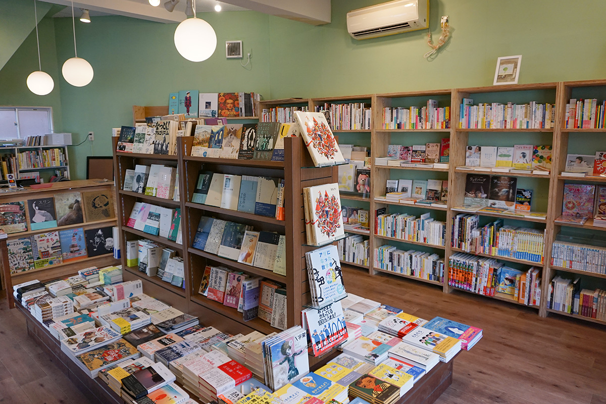 本屋のかお　Pebbles Books（東京・小石川）